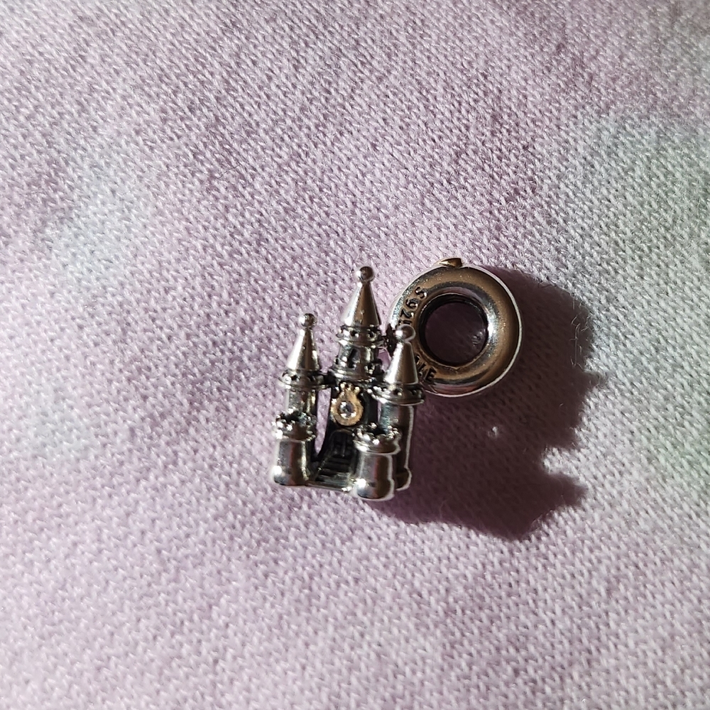 Pandora moments Castle charm